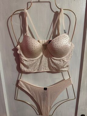 La Senza Sparkle Longline Bra and Thong Set